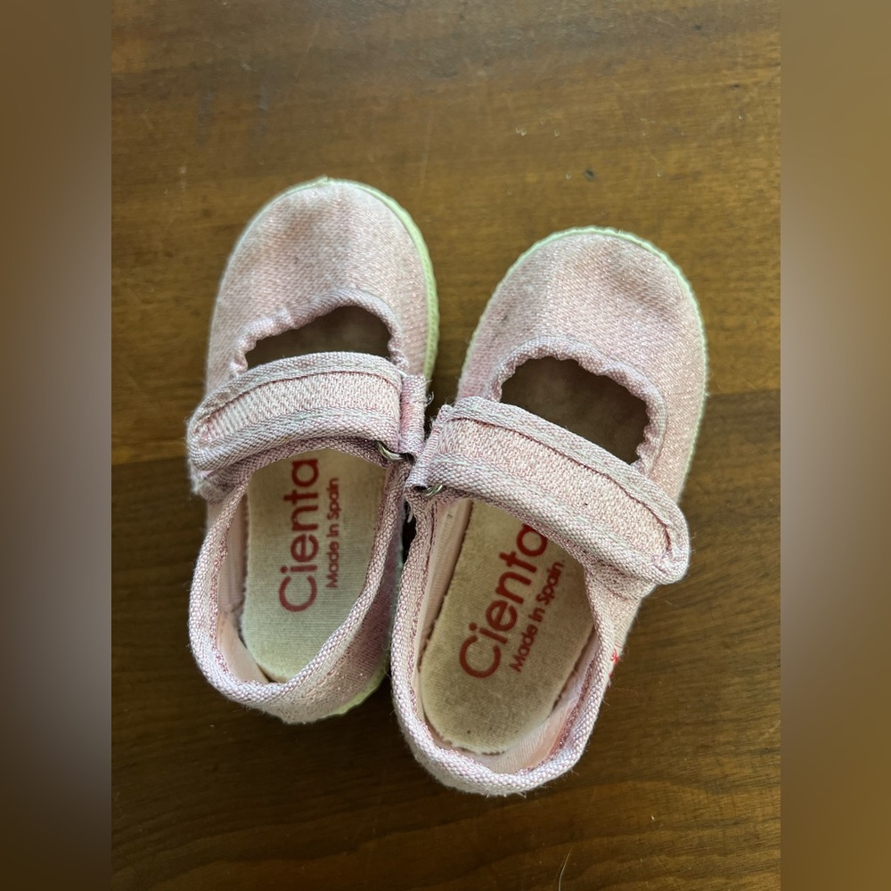 Cienta Shoes